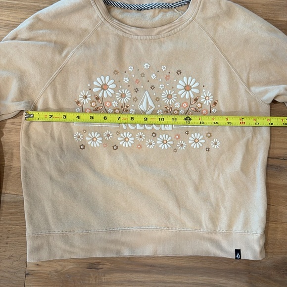 Volcom Crew - Picture 8 of 9